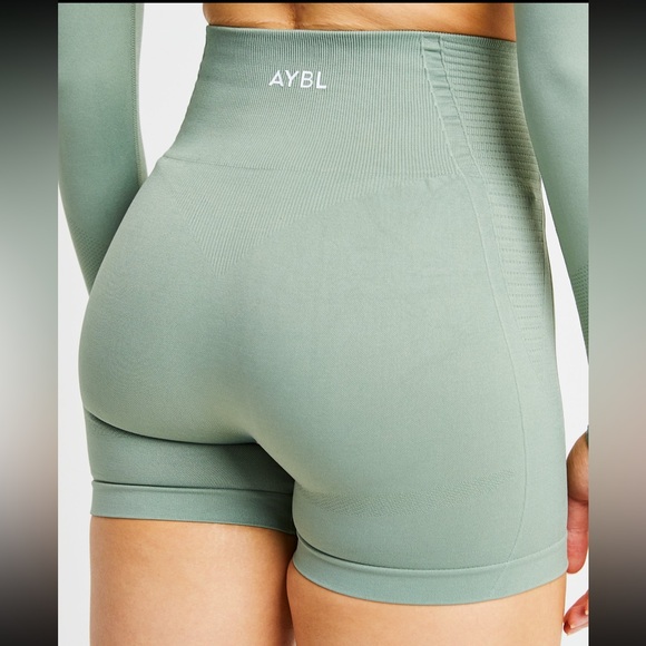AYBL balance v2 seamless shorts olive green - Picture 9 of 10